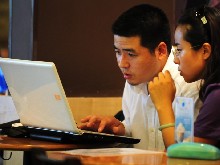 Čína: Zátah na uživatele internetu skončil zatčením více než desítky tisíc lidí 