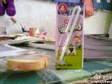 Učitel kritizuje program „zdravých obědů“ pro čínské děti (video)