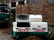 V popelnici zahynulo pět čínských chlapců. Varovné nápisy nic neřeší, kritizují občané (video)