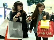 Britské obchody s luxusním zbožím cvičí obsluhu v mandarínštině